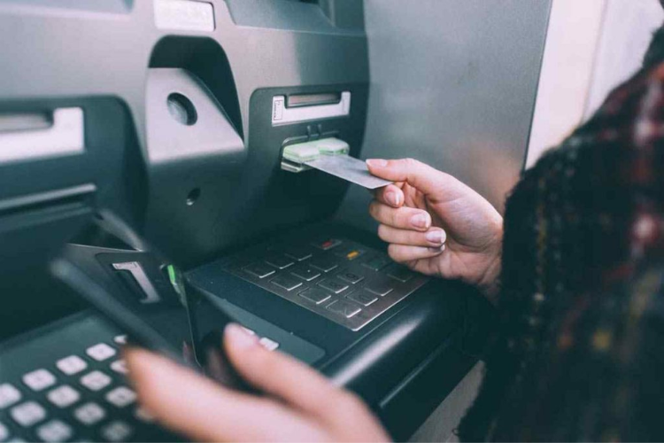 Bạn đã biết cách rút tiền ATM Agribank bằng mã QR tiện lợi, nhanh chóng chưa? - hình 2