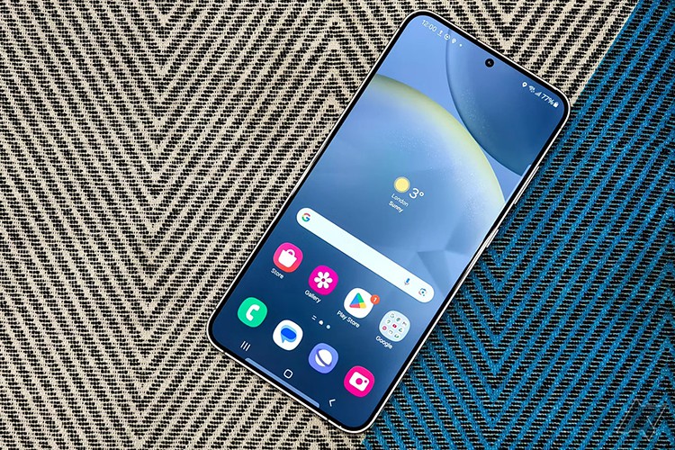 Galaxy S25 sẽ có màn hình 6.36 inch