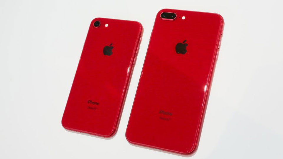 Trên tay iPhone 8 RED và iPhone 8 Plus RED
