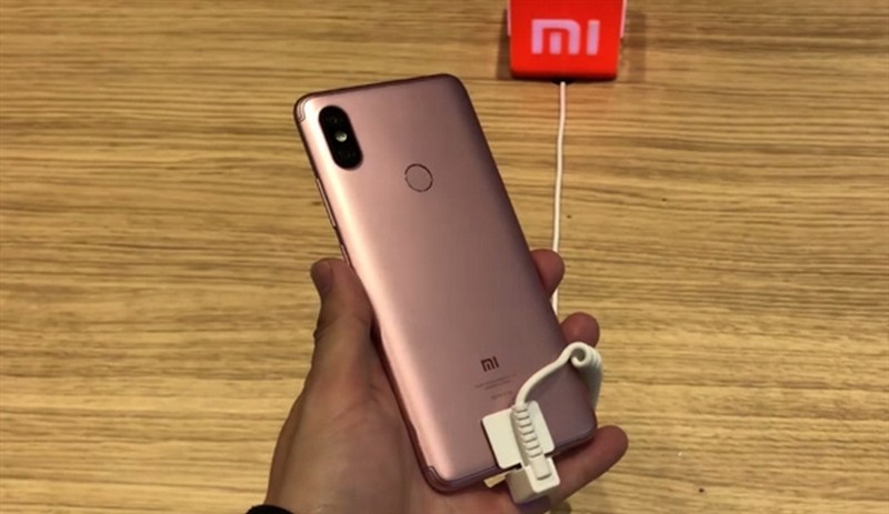 Hình ảnh thực tế Xiaomi Redmi S2 màu hồng