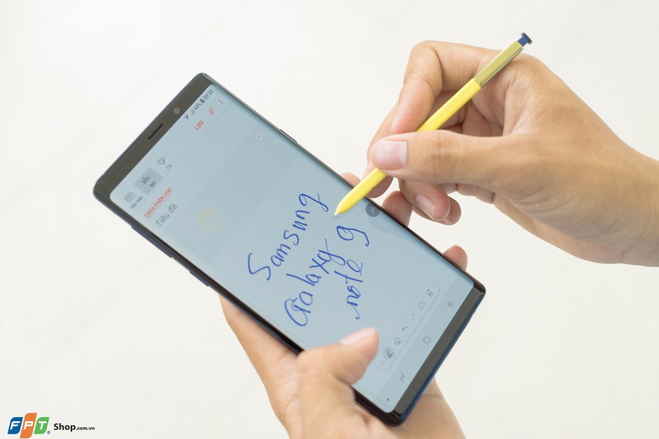 Samsung Galaxy Note 9 01
