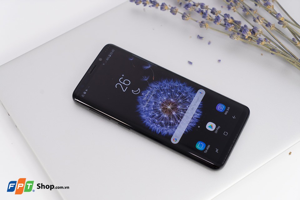 4 smartphone Samsung cao cấp đáng mua dịp cuối 2018 3
