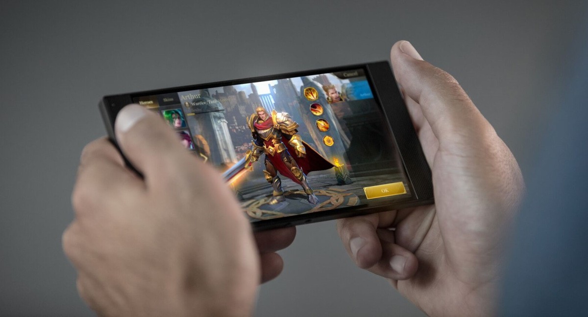 Bạn mong đợi những cải tiến gì ở Razer Phone 2? (ảnh 2)