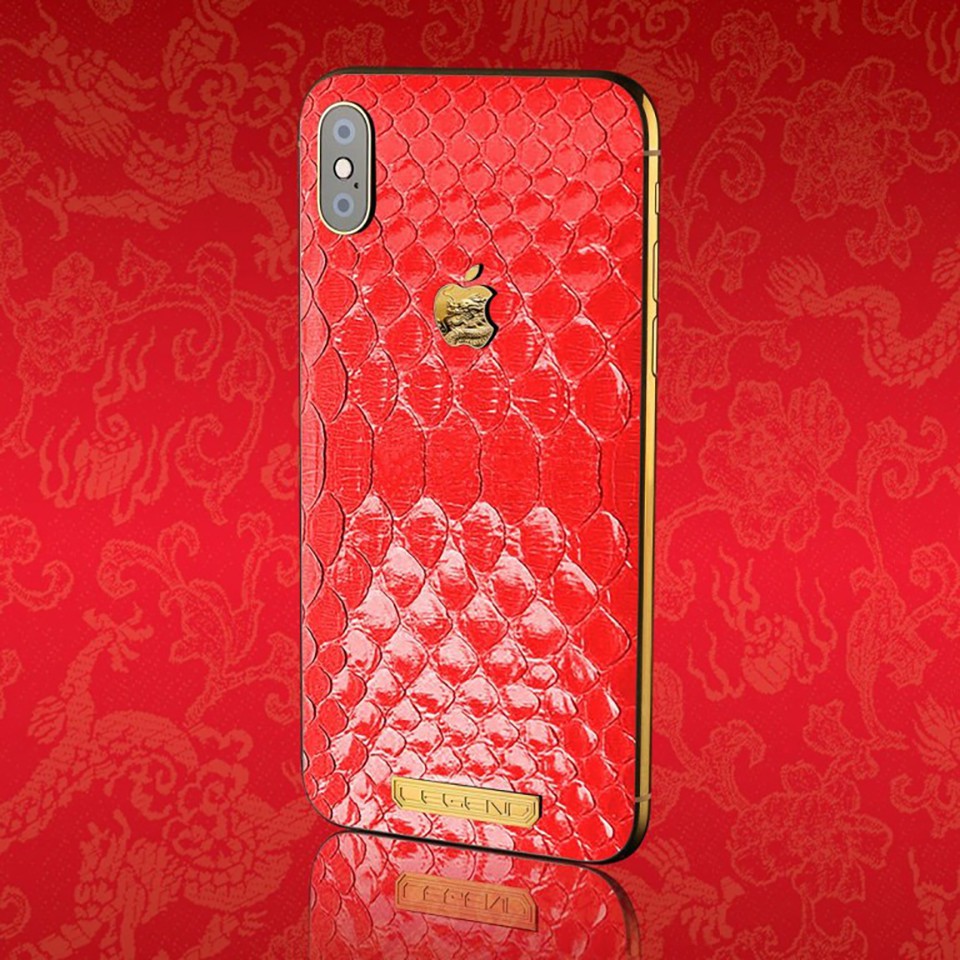 iPhone XS làm bằng da cá sấu và kim cương (ảnh 3)