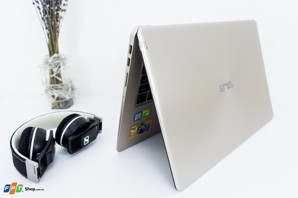 Asus Vivobook S510UA-BQ222T/Core i3-8130U