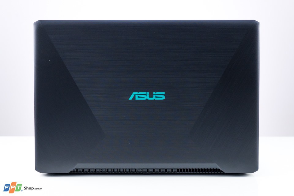 Asus F570ZD-E4297T/R5-2500/4GB/1TB/1050 4GB/WIN10