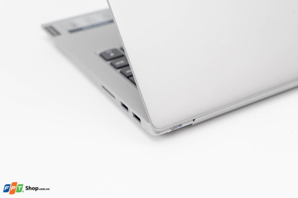 Laptop Lenovo IdeaPad S340 14IIL i5 1035G1/4GB/512GB SSD/WIN10