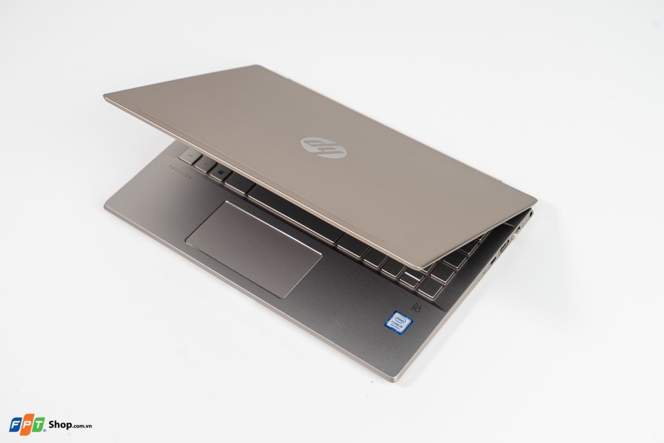 Laptop HP Pavilion 14 ce3015TU i3 1005G1/4GB/512GB SSD/WIN10