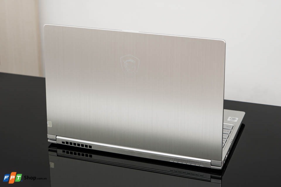 Laptop MSI Modern 14 A10M 1053VN i5 10210U/4GB/256GB/14"FHD/Win10