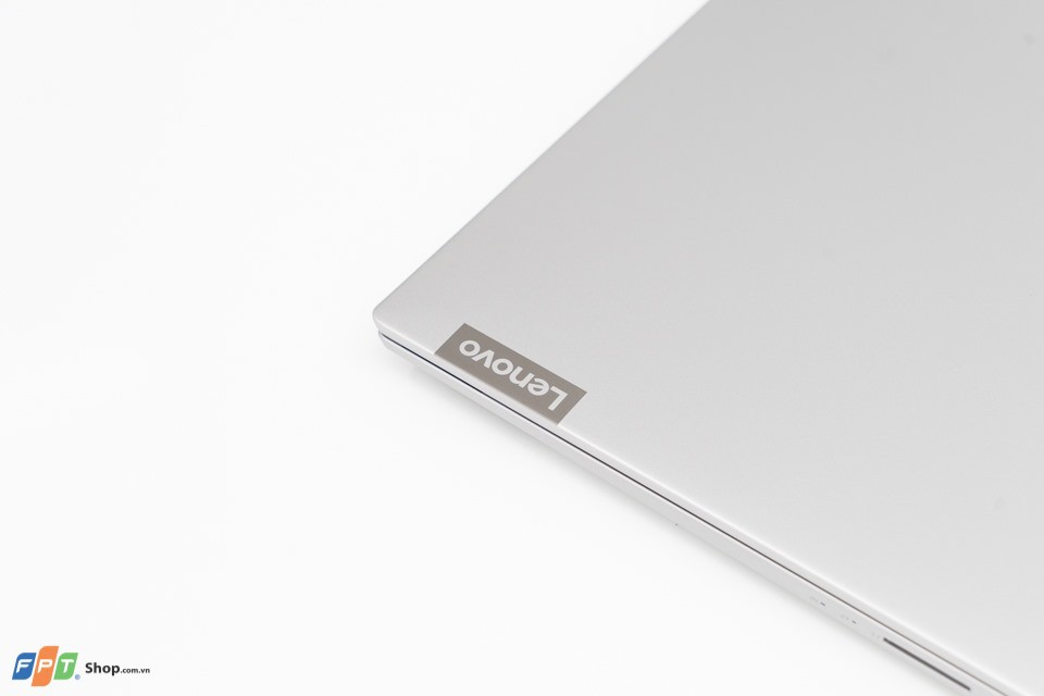 Lenovo Ideapad S340/R5-3500U/4GB/256GSSD/WIN10
