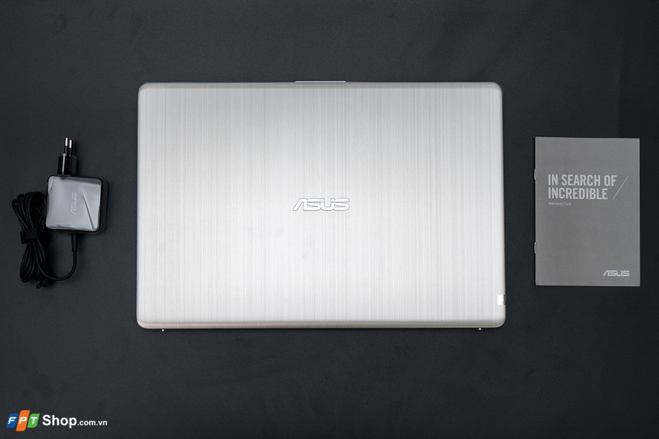 Asus Vivobook S530FA-BQ066T/Core i5-8265U