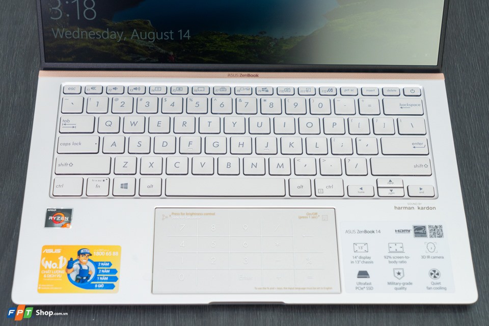 Asus Zenbook UM433DA-A5012T/R5-3500U/8G/512GB SSD/WIN10