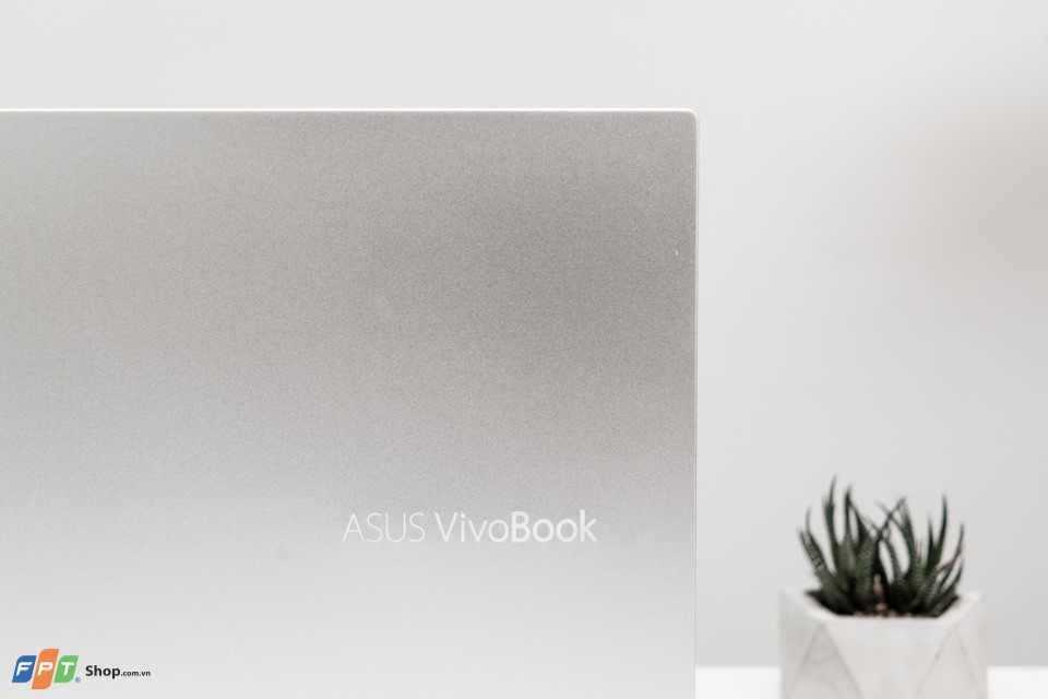 Asus Vivobook S531FL-BQ391T i5-8265U/8GB/512GB SSD/WIN10