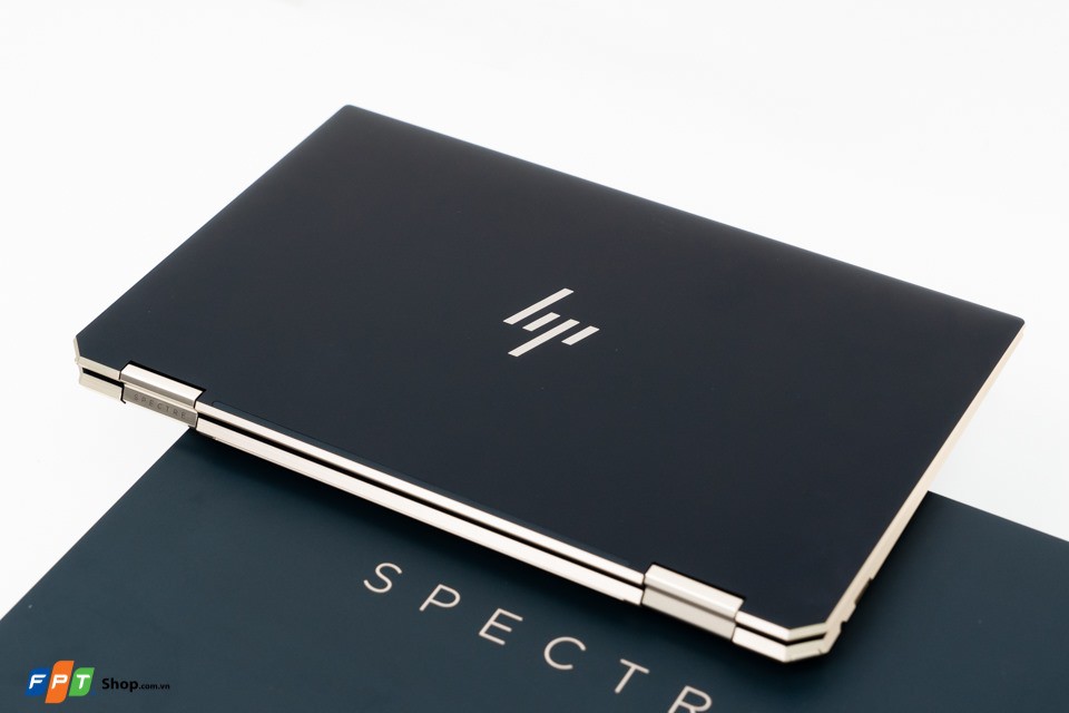 Laptop HP Spectre x360 13 i7 1065G7/16GB/512GB SSD/13.3" UHD/W10