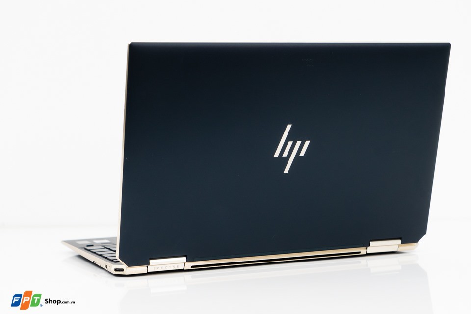 Laptop HP Spectre x360 13 i7 1065G7/16GB/512GB SSD/13.3" UHD/W10