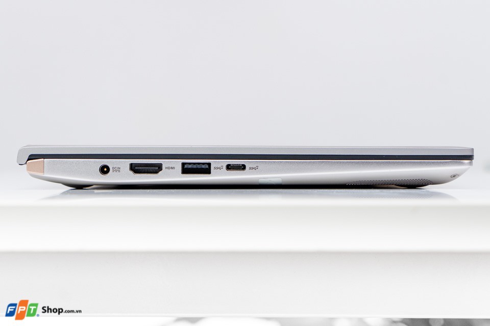 Laptop Asus Zenbook UX434FAC A6116T i5 10210U/8GB/512GB/WIN10