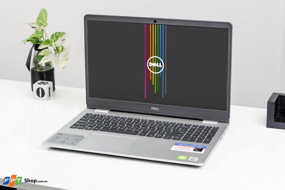 Laptop Dell Inspiron N5593 i5 1035G1/8Gb/512Gb/Nvidia MX230 2Gb/Win 10