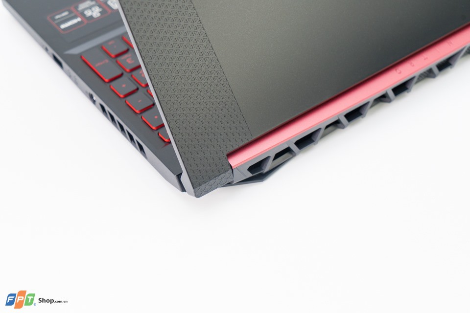 Laptop Acer Nitro 5 AN515 43 R9FD R5 3550H/8GB/512GB/15.6"FHD/Win 10