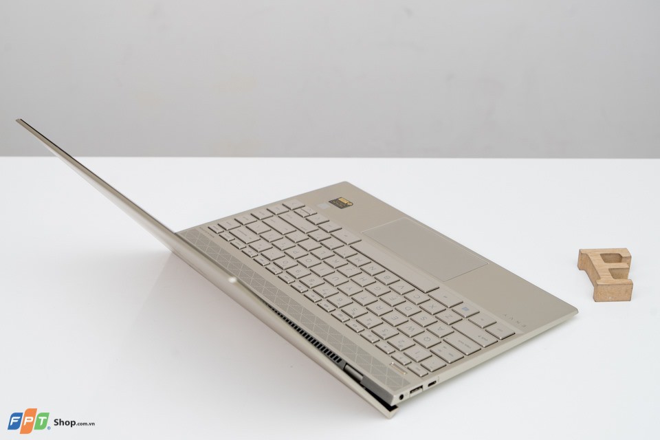 Laptop HP Envy 13 aq1021TU i5 10210U/8G/256GSSD/WIN10