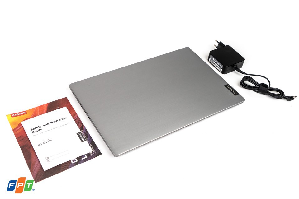 Laptop Lenovo Ideapad S145 15IKB i3 8130U/4GB/256GB SSD/WIN10