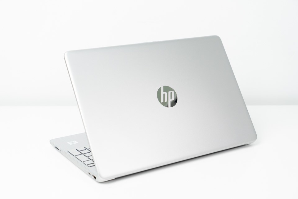 Laptop HP 15s fq0003TU Pentium N5000/4GB/256GB SSD/WIN10
