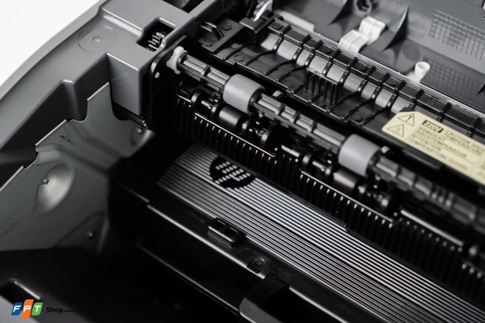 Máy in HP LaserJet Pro M107w (4ZB78A)